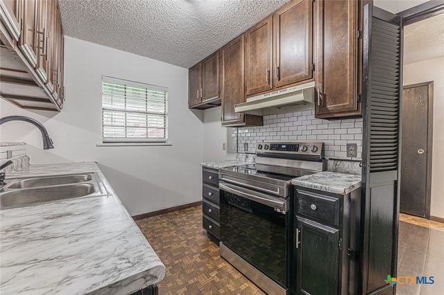 2001 Stagecoach Trail, Temple, TX 76502