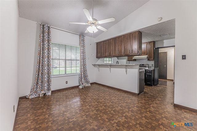 2001 Stagecoach Trail, Temple, TX 76502