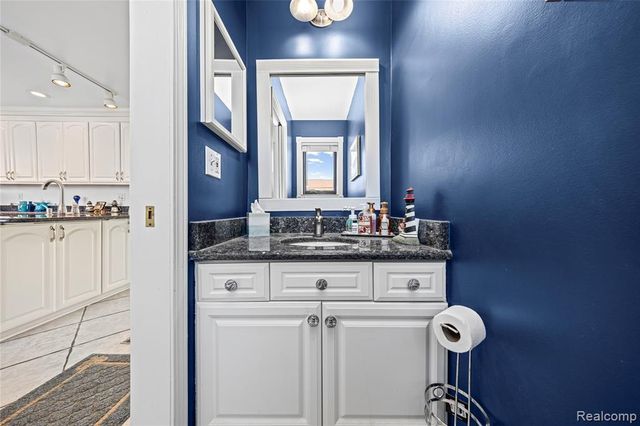 50666 Jefferson Avenue D8, New Baltimore, MI 48047