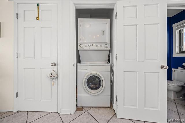 50666 Jefferson Avenue D8, New Baltimore, MI 48047