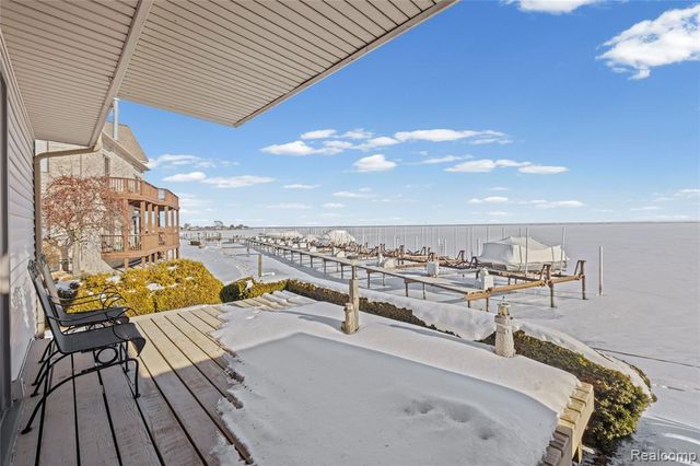 50666 Jefferson Avenue D8, New Baltimore, MI 48047