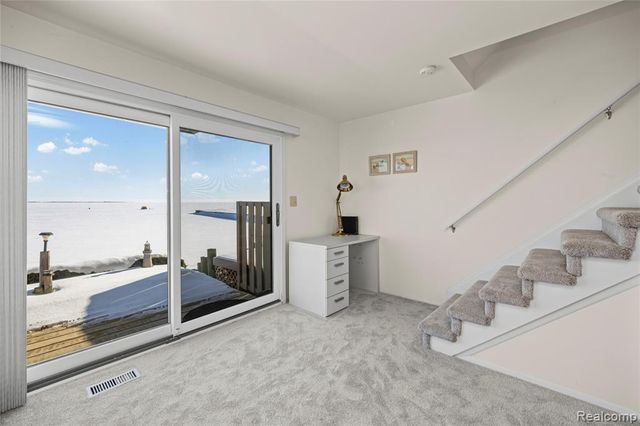 50666 Jefferson Avenue D8, New Baltimore, MI 48047