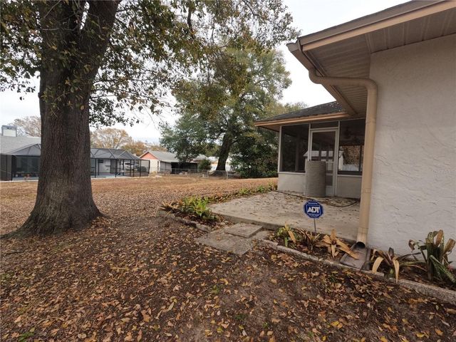 3924 CREWS LAKE DRIVE, Lakeland, FL 33813