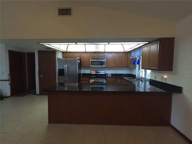 3924 CREWS LAKE DRIVE, Lakeland, FL 33813