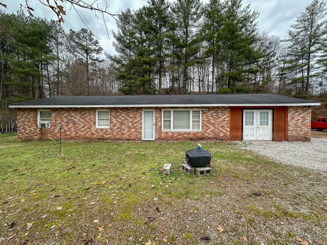 3990 Hwy 421 S, Mckee, KY 40447