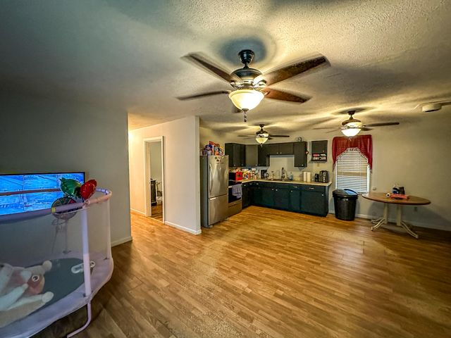 3990 Hwy 421 S, Mckee, KY 40447