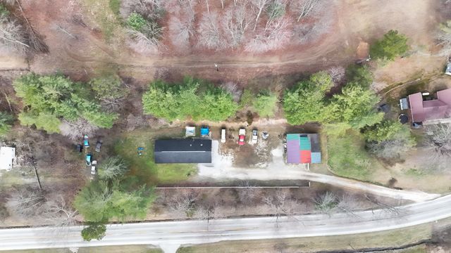 3990 Hwy 421 S, Mckee, KY 40447