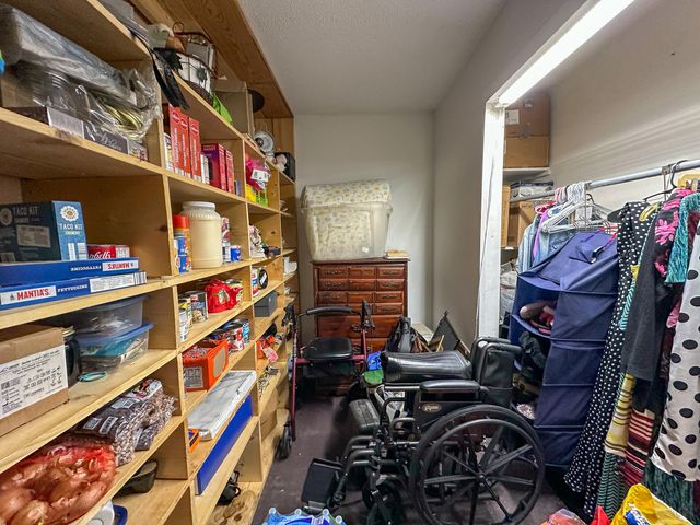 3990 Hwy 421 S, Mckee, KY 40447