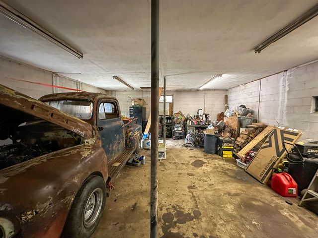 3990 Hwy 421 S, Mckee, KY 40447