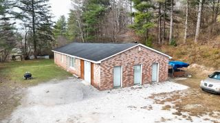 3990 Hwy 421 S, Mckee, KY 40447