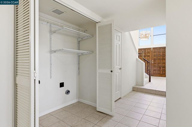 1578 Pyrenees Pl, Walnut Creek, CA 94598
