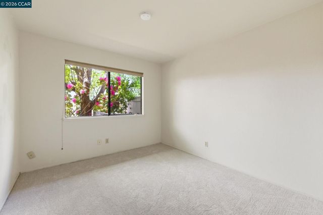 1578 Pyrenees Pl, Walnut Creek, CA 94598