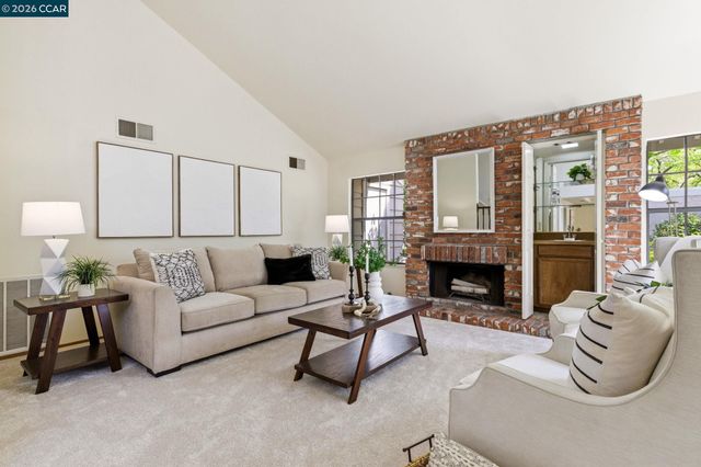 1578 Pyrenees Pl, Walnut Creek, CA 94598