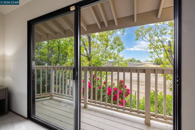 1578 Pyrenees Pl, Walnut Creek, CA 94598