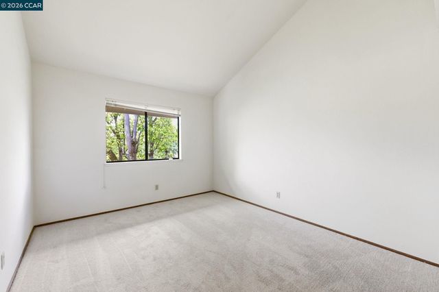 1578 Pyrenees Pl, Walnut Creek, CA 94598