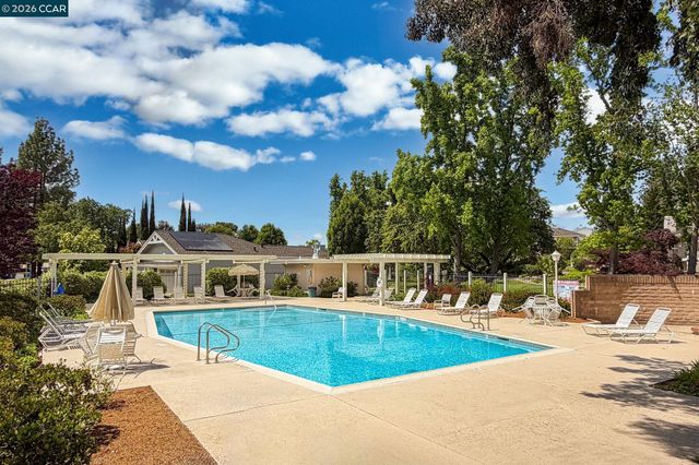 1578 Pyrenees Pl, Walnut Creek, CA 94598