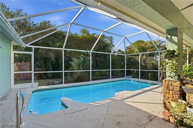 8360 Bounty RD, Fort Myers, FL 33967