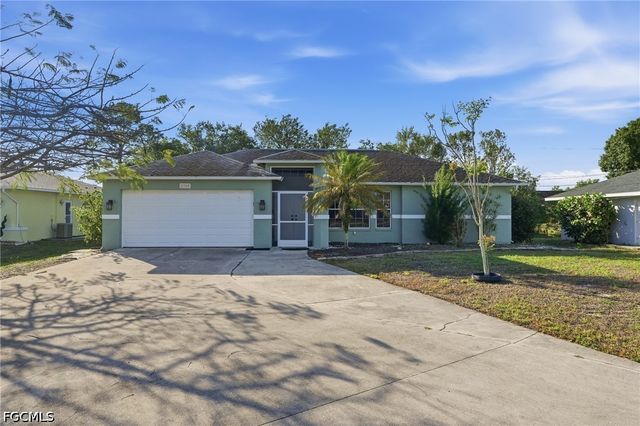 8360 Bounty RD, Fort Myers, FL 33967