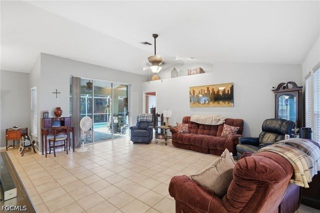 8360 Bounty RD, Fort Myers, FL 33967