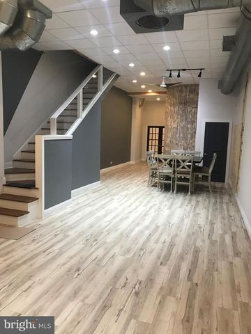 809 N 2ND ST, Philadelphia, PA 19123