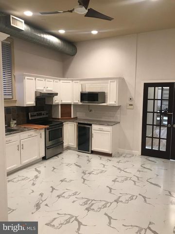 809 N 2ND ST, Philadelphia, PA 19123