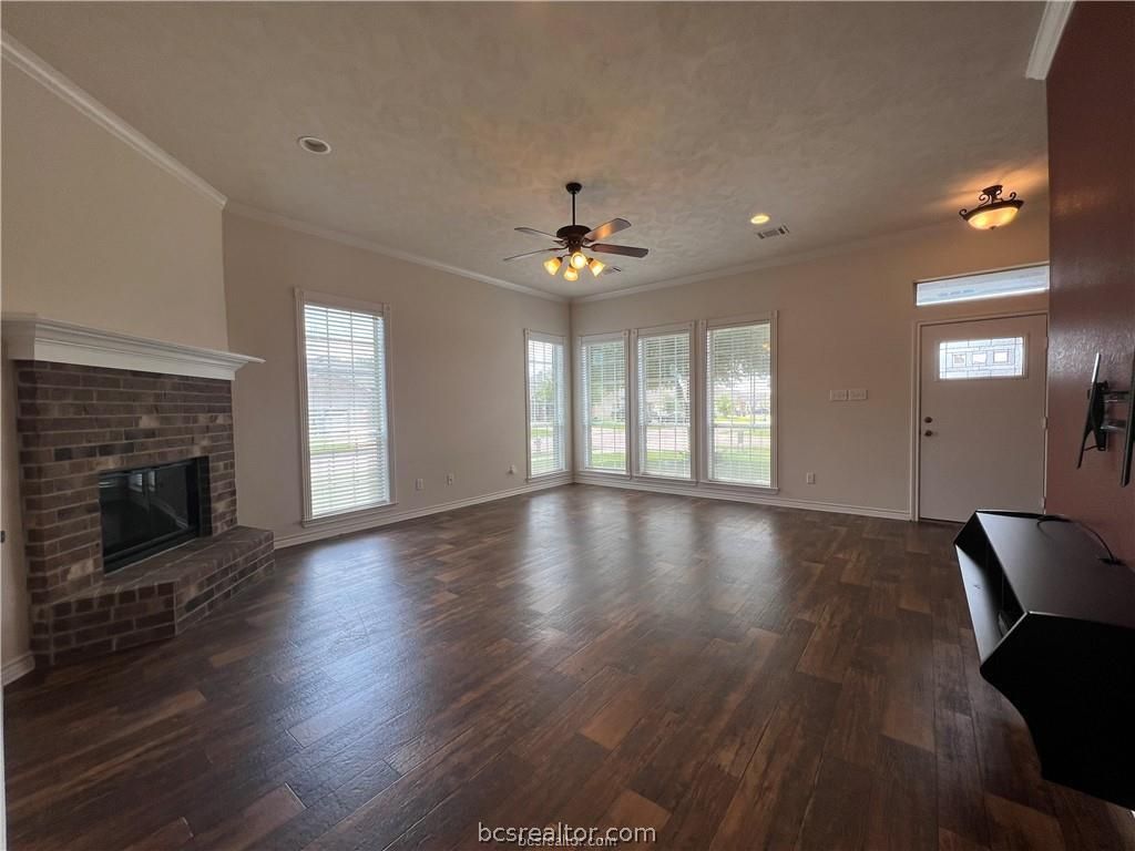 1027 Emerald Dove Avenue, College Station, TX 77845 — photo 4