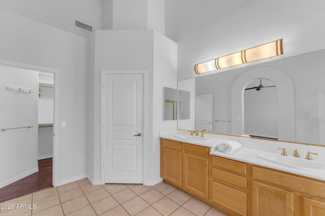 13867 E PARADISE Lane, Scottsdale, AZ 85259