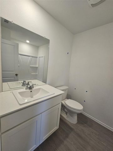 2308 Blizzard DR, Lockhart, TX 78644