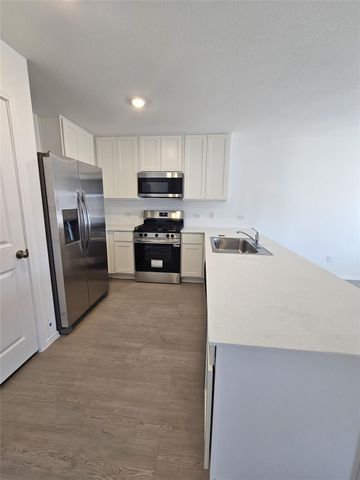 2308 Blizzard DR, Lockhart, TX 78644