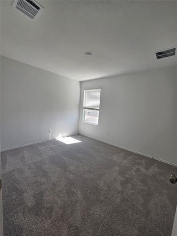 2308 Blizzard DR, Lockhart, TX 78644