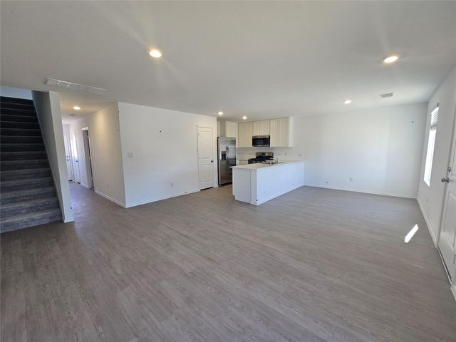 2308 Blizzard DR, Lockhart, TX 78644