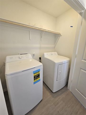 2308 Blizzard DR, Lockhart, TX 78644