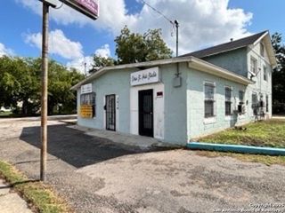 3016 S Presa, San Antonio, TX 78210