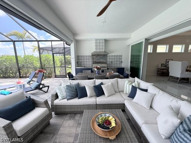 8963 Gustavia CT, Naples, FL 34112