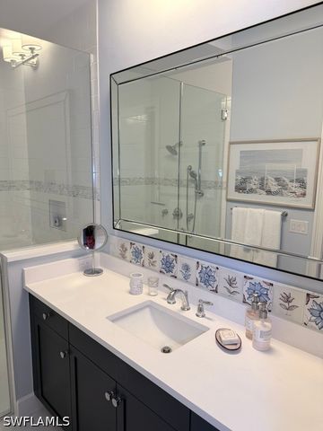 8963 Gustavia CT, Naples, FL 34112