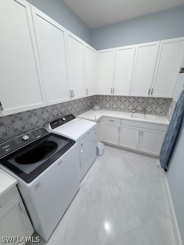 8963 Gustavia CT, Naples, FL 34112
