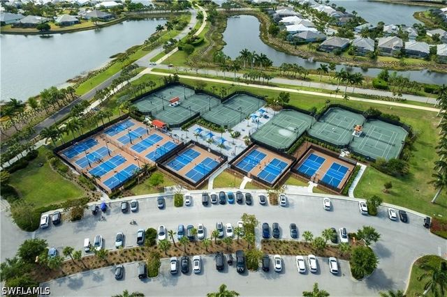 8963 Gustavia CT, Naples, FL 34112