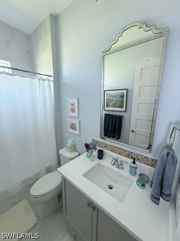 8963 Gustavia CT, Naples, FL 34112