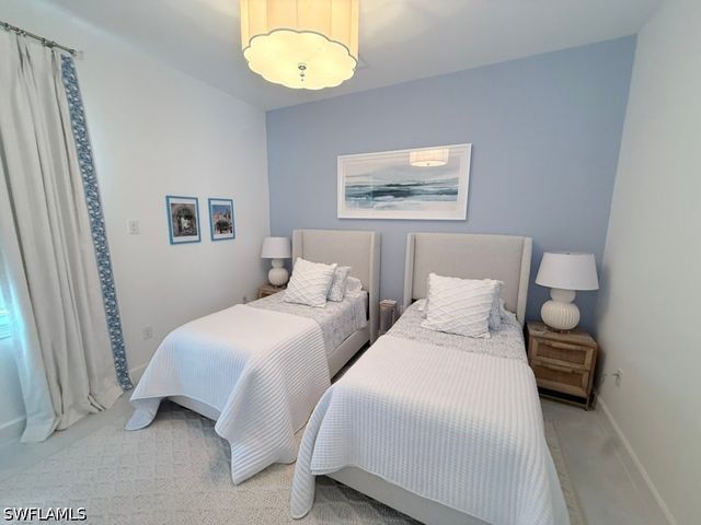 8963 Gustavia CT, Naples, FL 34112