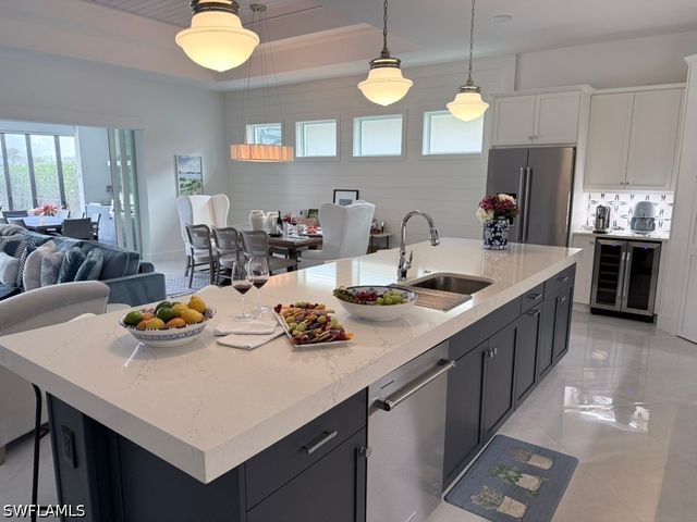 8963 Gustavia CT, Naples, FL 34112