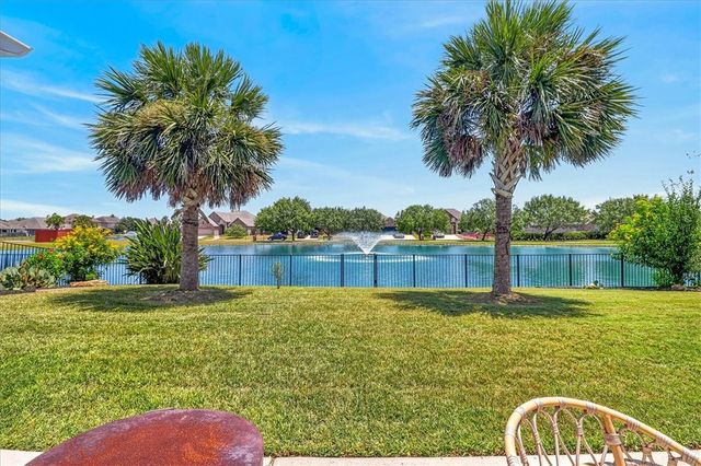7622 Rancho Vista Blvd W, Corpus Christi, TX 78414
