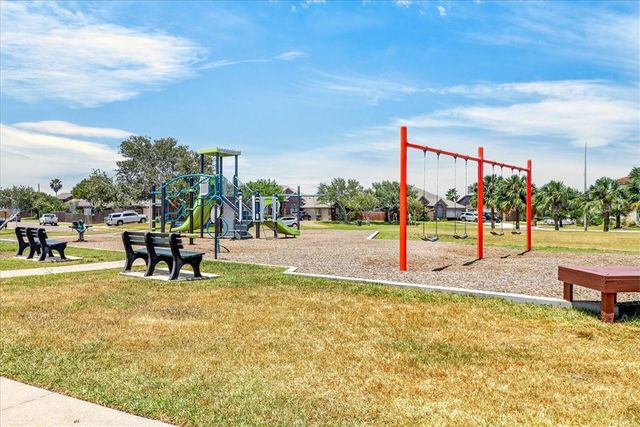 7622 Rancho Vista Blvd W, Corpus Christi, TX 78414