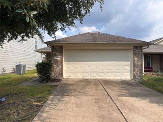 12831 Regal Oaks Bend Lane, Houston, TX 77047