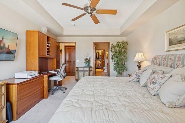 5225 Grandview Square 313, Edina, MN 55436