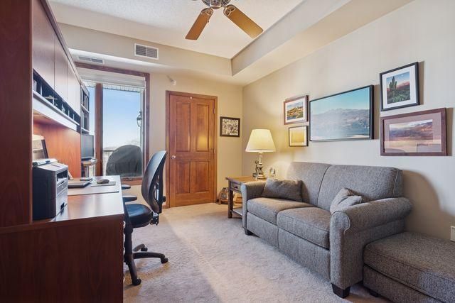 5225 Grandview Square 313, Edina, MN 55436