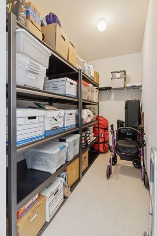 5225 Grandview Square 313, Edina, MN 55436