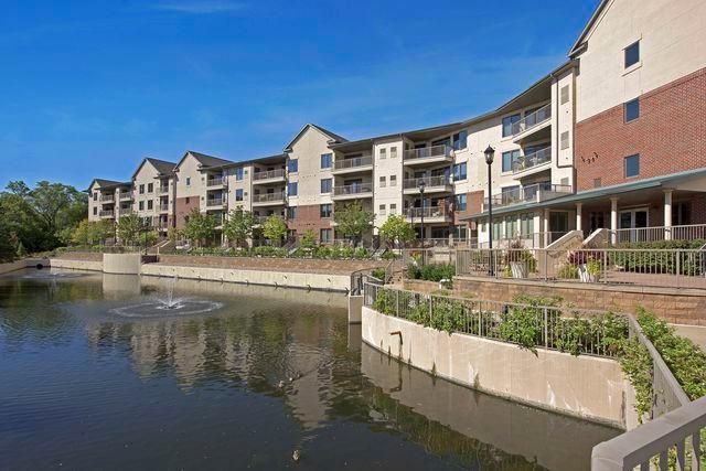 5225 Grandview Square 313, Edina, MN 55436