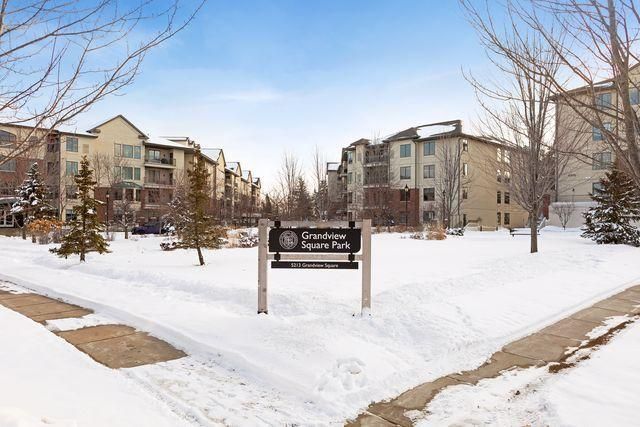 5225 Grandview Square 313, Edina, MN 55436