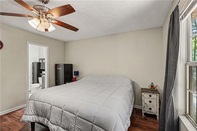 345 Summer Drive, Gay, GA 30218