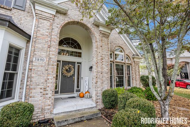 3890 Clearview Street, Grand Rapids, MI 49546